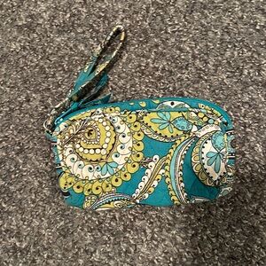 Stylish Vera Bradley Teal Paisley Wristlet